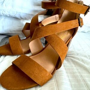Scoop faux suede sandals